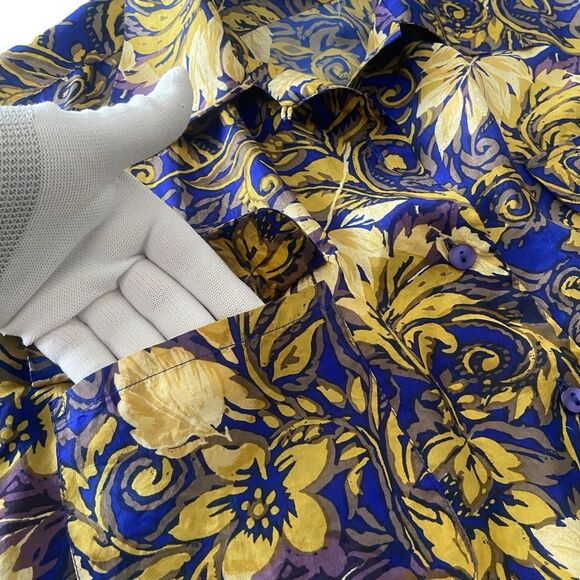 Vintage Cezar Shirt Women's Size L 100% Silk Blue Floral Button Up Short Sleeve - Picture 3 of 9